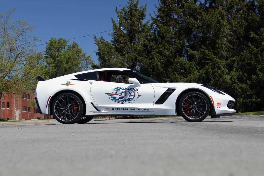 2015 Chevrolet Corvette C7 Z06 - Image 2 of 31