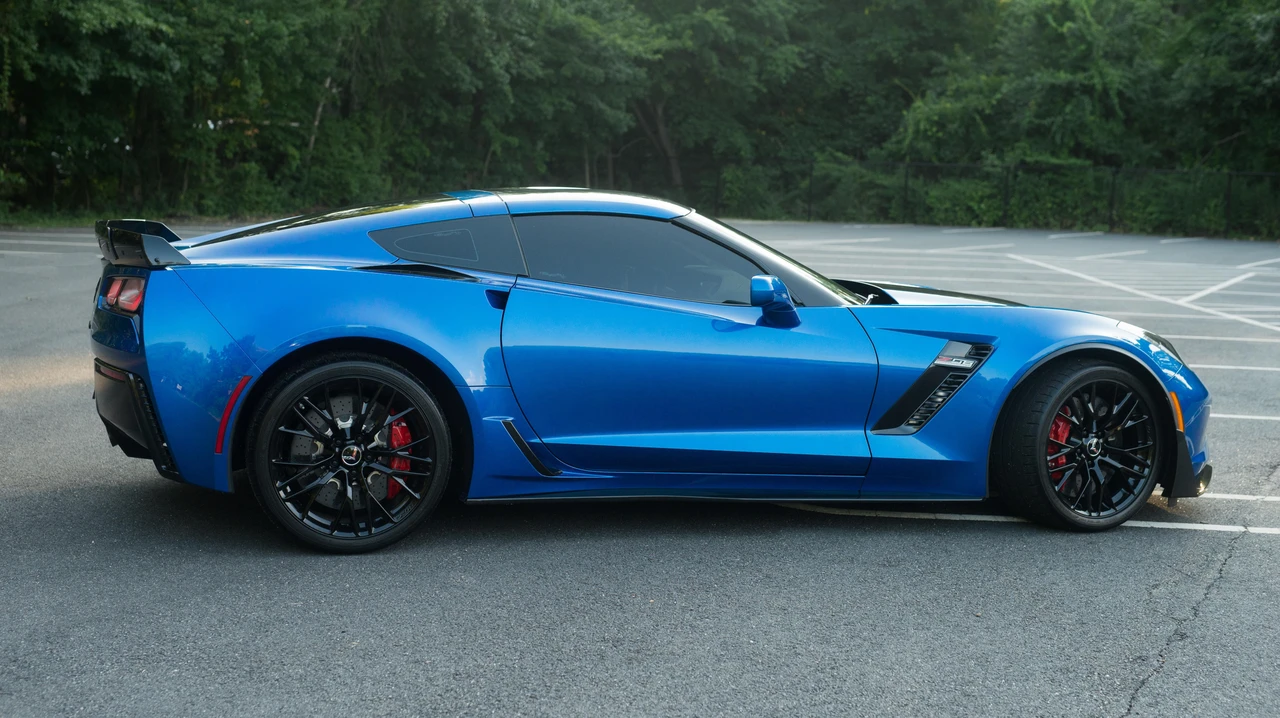 2015 Chevrolet Corvette C7 Z06 - Image 13 of 30