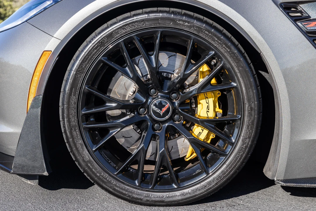 2015 Chevrolet Corvette C7 Z06 - Image 25 of 31