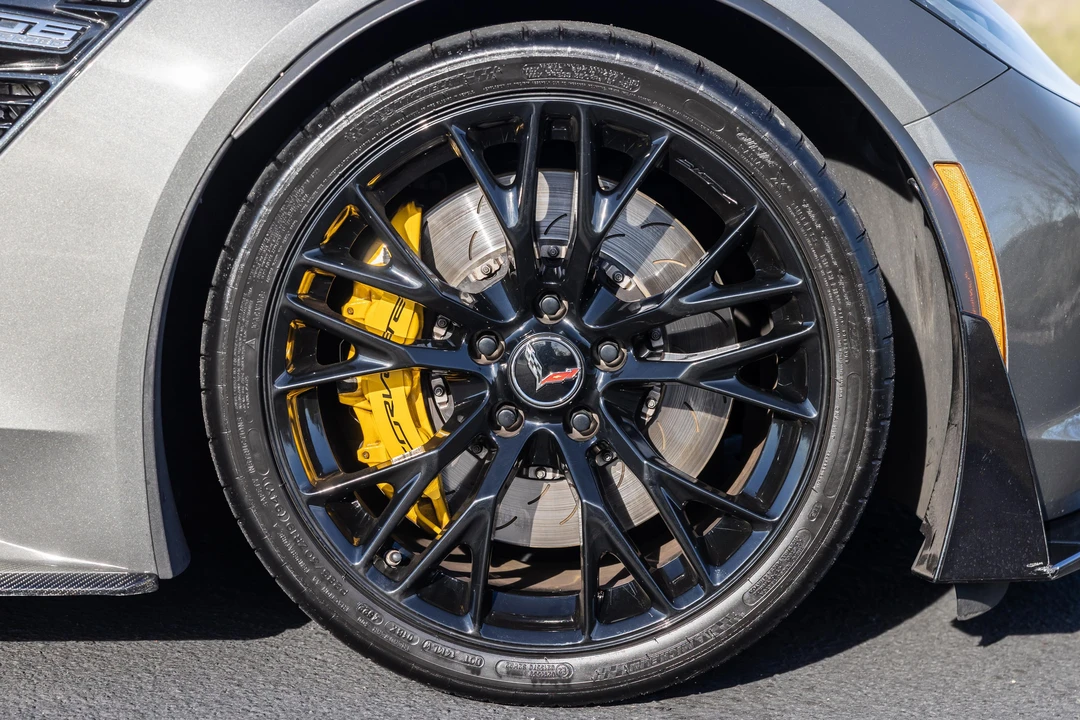 2015 Chevrolet Corvette C7 Z06 - Image 28 of 31