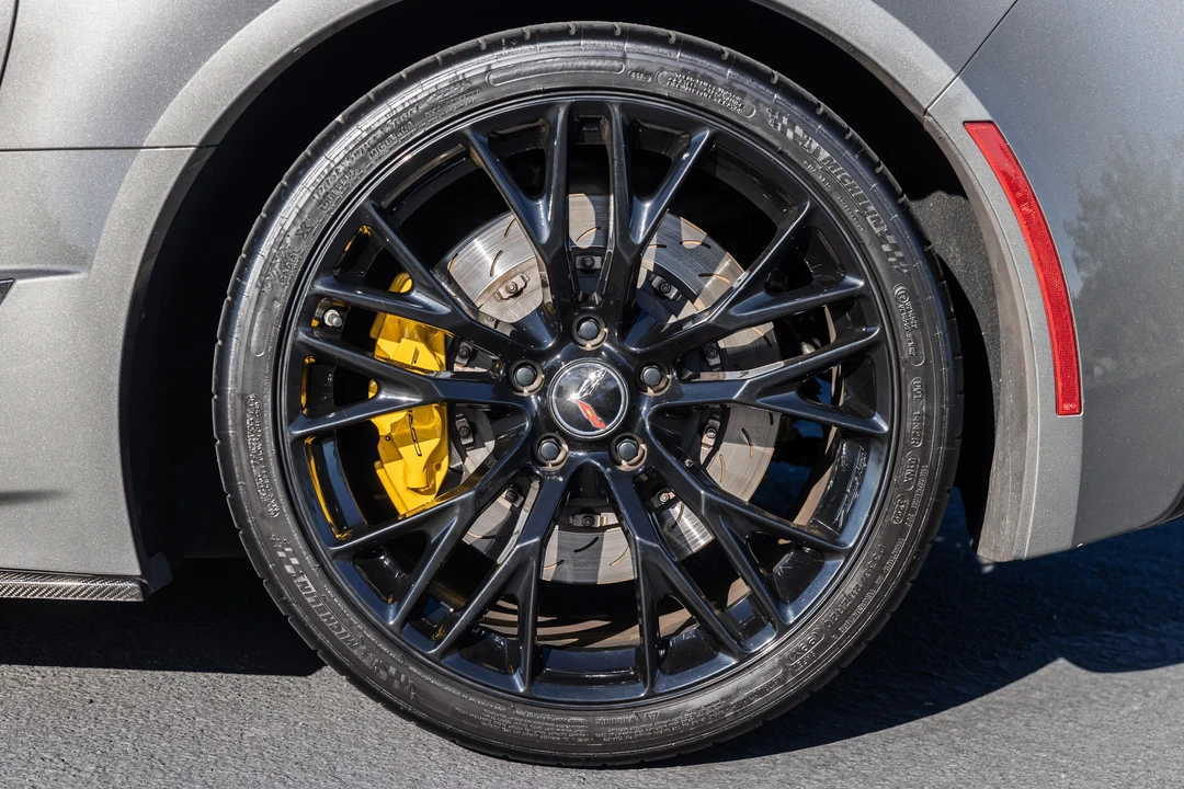 2015 Chevrolet Corvette C7 Z06 - Image 26 of 31