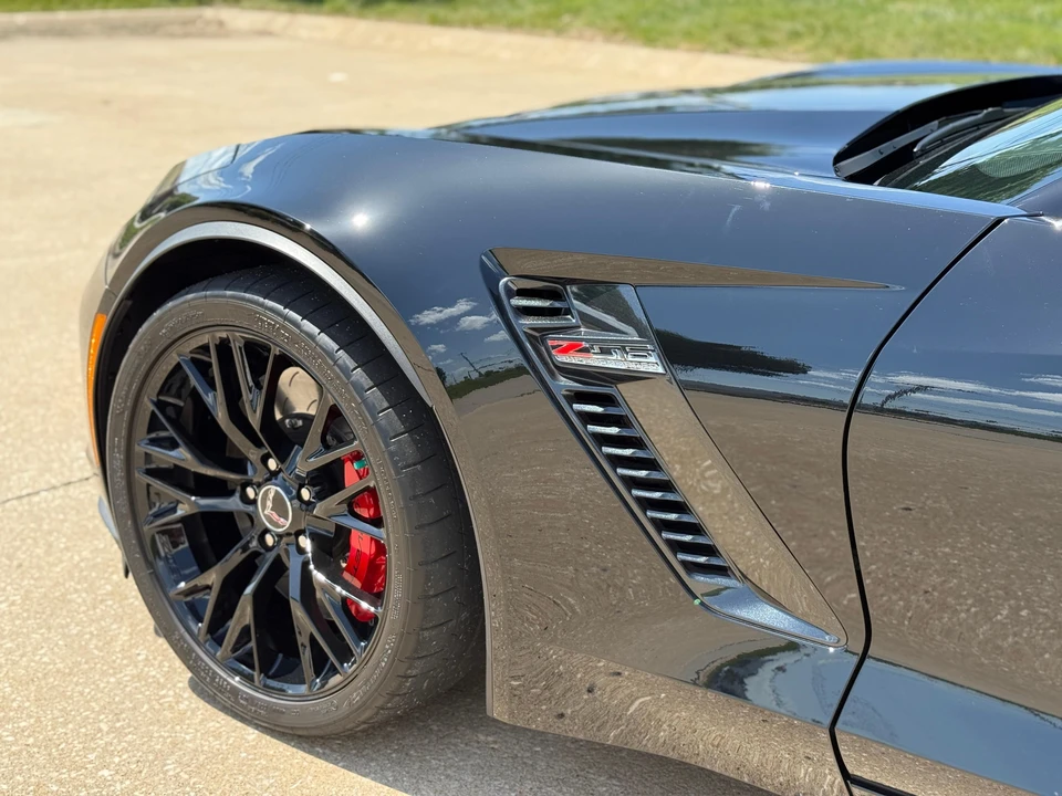 2015 Chevrolet Corvette C7 Z06 - Image 28 of 31