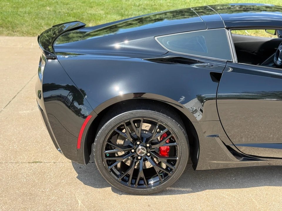 2015 Chevrolet Corvette C7 Z06 - Image 29 of 31