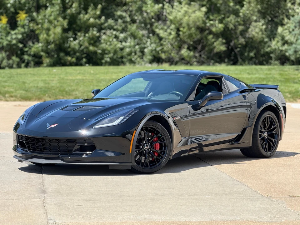 2015 Chevrolet Corvette C7 Z06 - Image 12 of 31