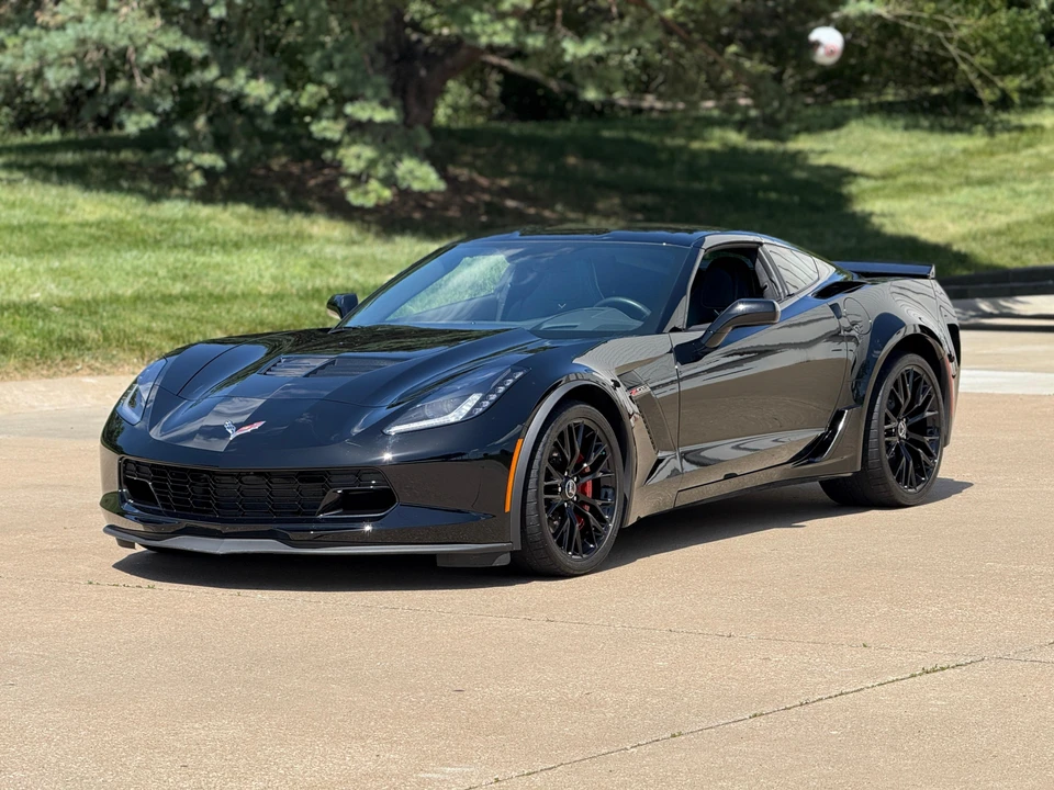2015 Chevrolet Corvette C7 Z06 - Image 11 of 31