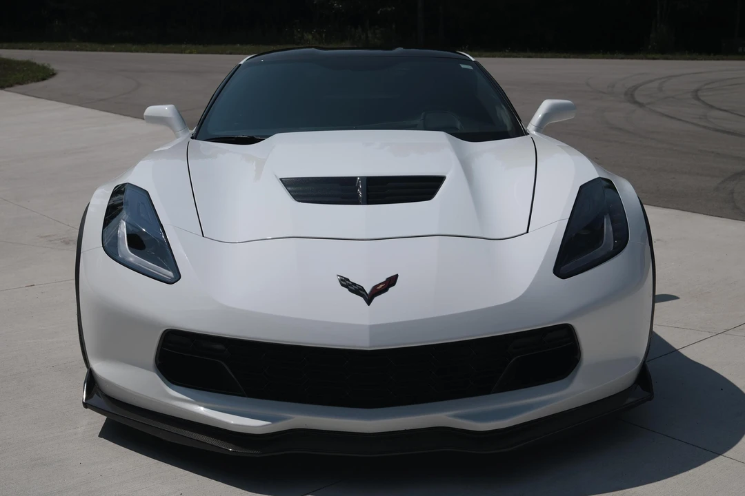 2015 Chevrolet Corvette C7 Z06 - Image 2 of 31