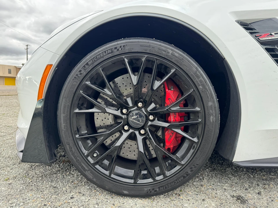2015 Chevrolet Corvette C7 Z06 - Image 25 of 31