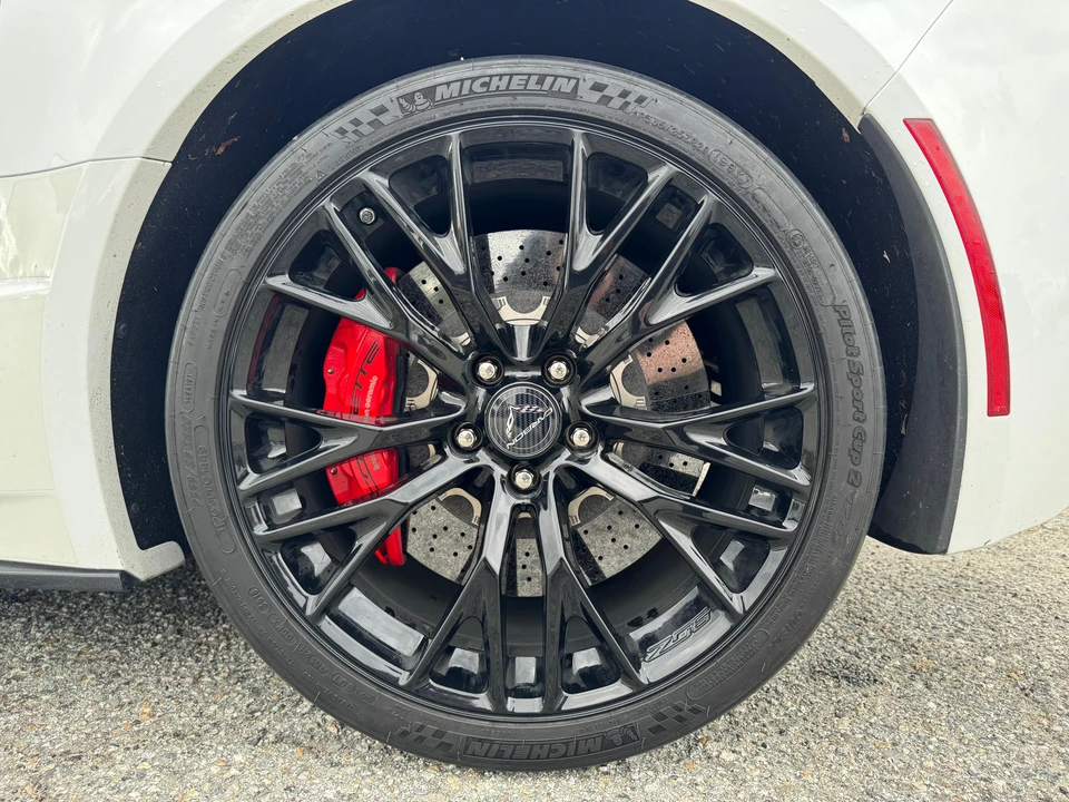 2015 Chevrolet Corvette C7 Z06 - Image 26 of 31
