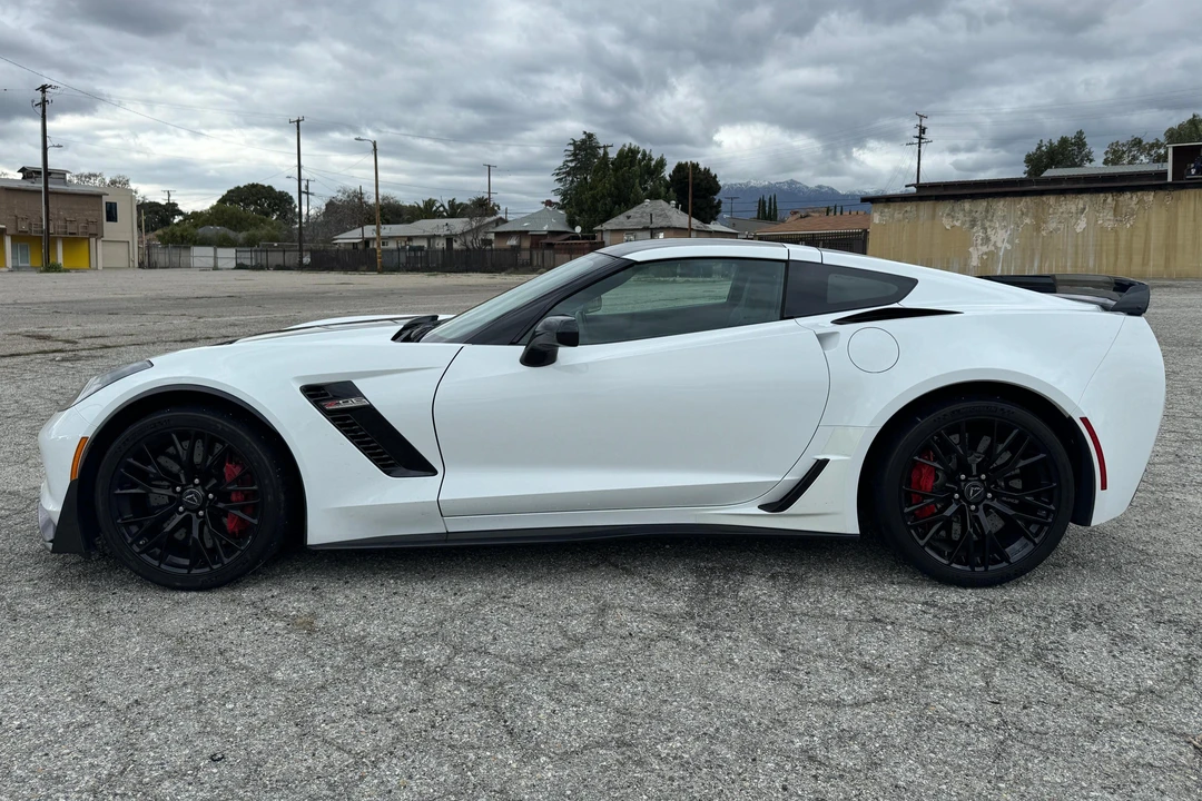 2015 Chevrolet Corvette C7 Z06 - Image 3 of 31