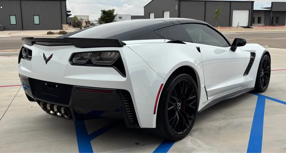 2015 Chevrolet Corvette C7 Z06 - Image 5 of 21