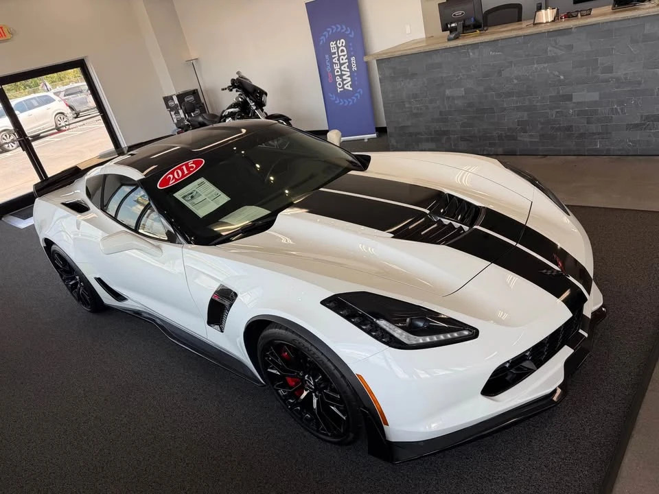 2015 Chevrolet Corvette C7 Z06 - Image 3 of 11