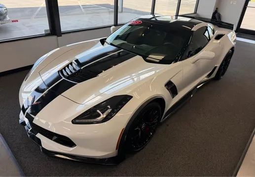 2015 Chevrolet Corvette C7 Z06 - Image 2 of 11