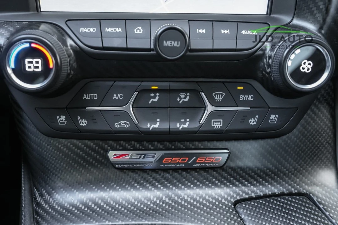 2015 Chevrolet Corvette C7 Z06 - Image 18 of 21