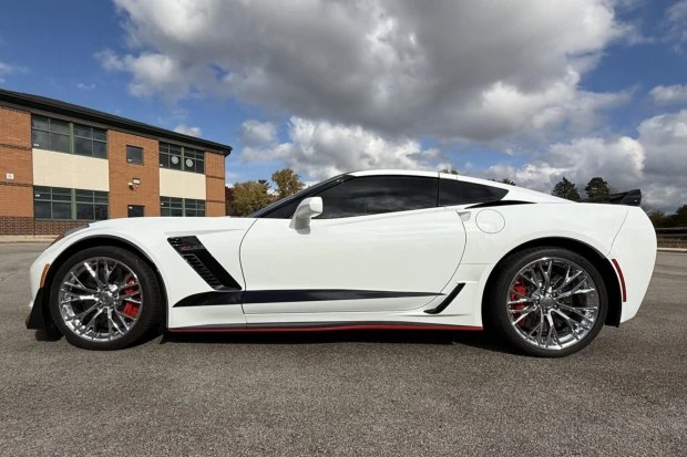 2015 Chevrolet Corvette C7 Z06 - Image 3 of 6
