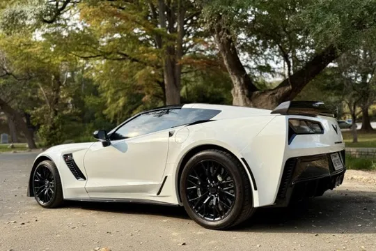 2015 Chevrolet Corvette C7 Z06 - Image 2 of 8
