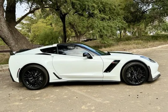 2015 Chevrolet Corvette C7 Z06 - Image 3 of 8