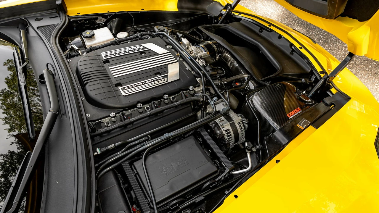 2015 Chevrolet Corvette C7 Z06 - Image 5 of 31