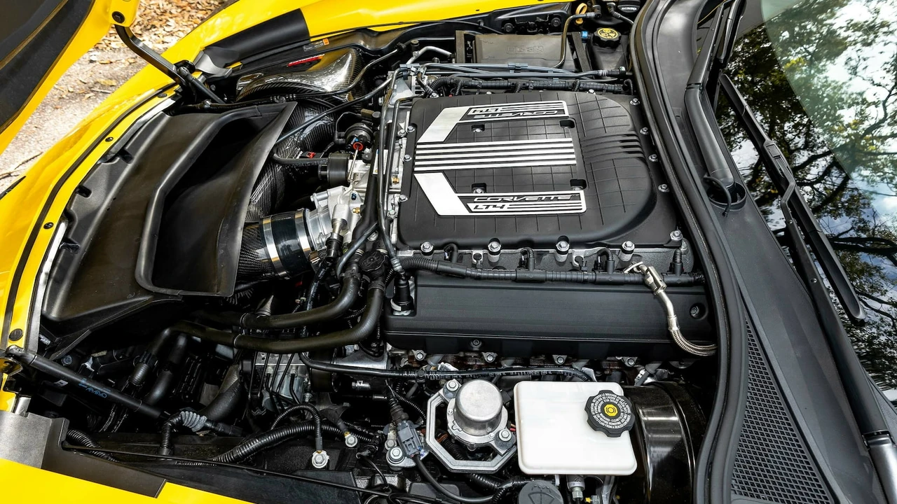 2015 Chevrolet Corvette C7 Z06 - Image 6 of 31