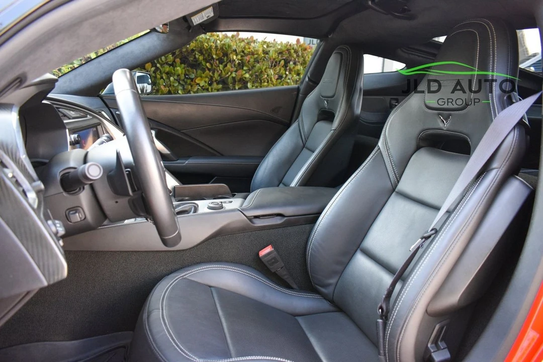 2015 Chevrolet Corvette C7 Z06 - Image 8 of 31