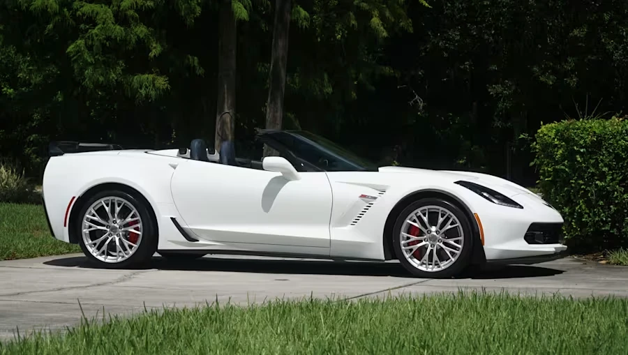 2015 Chevrolet Corvette C7 Z06 - Image 2 of 31