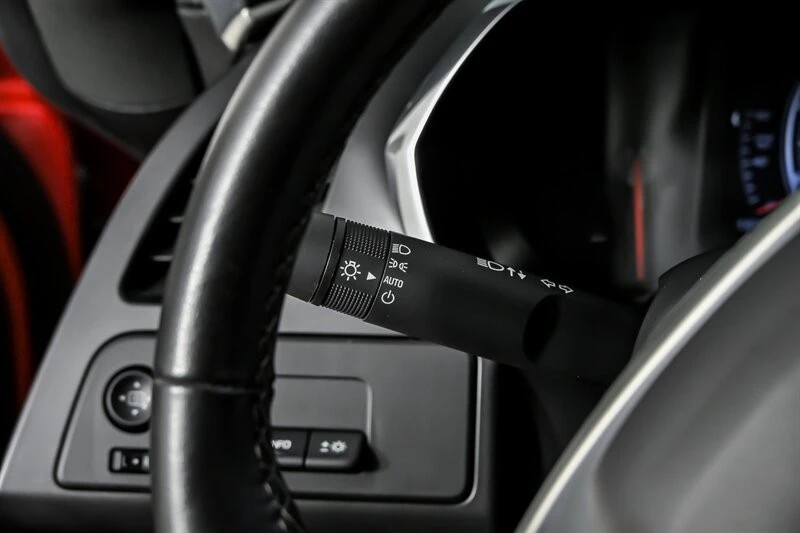 2015 Chevrolet Corvette C7 Z06 - Image 28 of 31