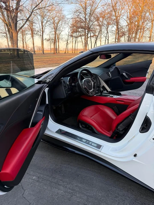 2015 Chevrolet Corvette C7 - Image 4 of 10