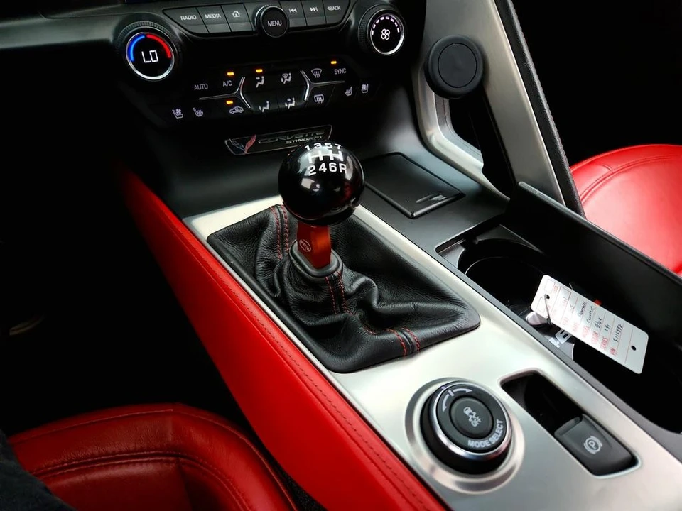 2015 Chevrolet Corvette C7 Z06 - Image 17 of 31