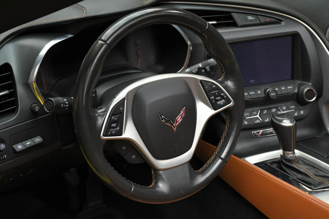 2015 Chevrolet Corvette C7 - Image 27 of 31