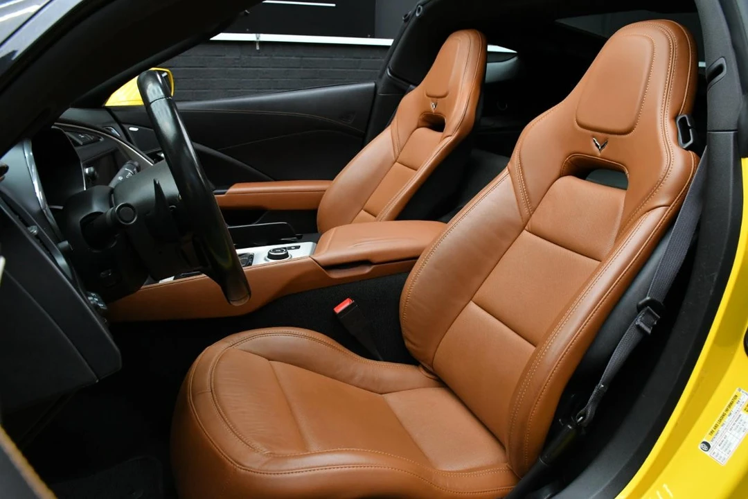 2015 Chevrolet Corvette C7 - Image 28 of 31