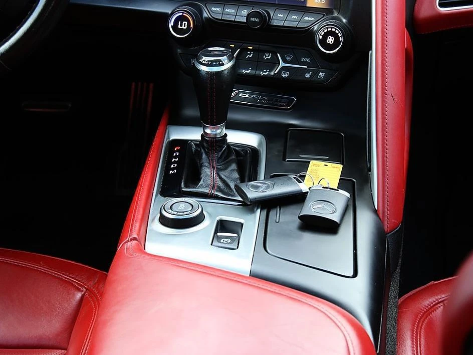 2015 Chevrolet Corvette C7 - Image 10 of 25