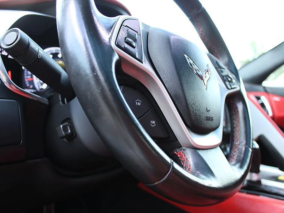 2015 Chevrolet Corvette C7 - Image 19 of 25
