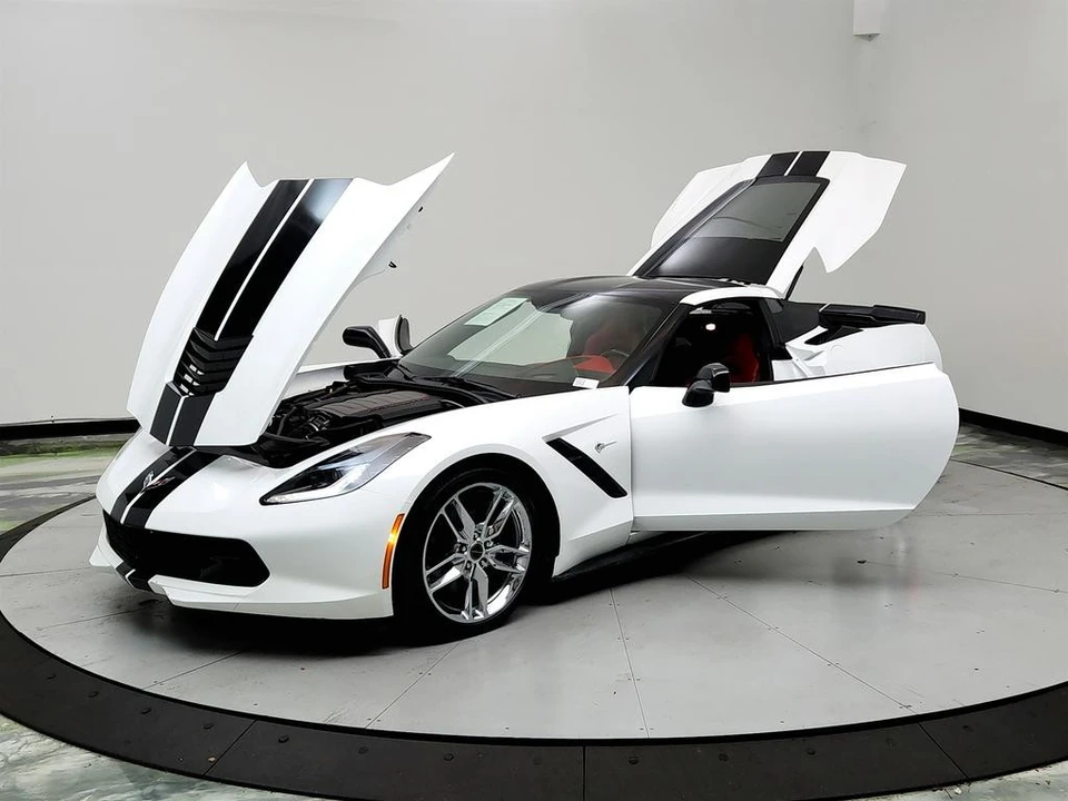 2015 Chevrolet Corvette C7 - Image 9 of 12