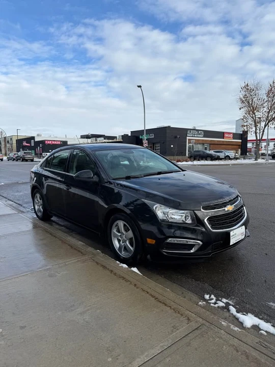 2015 Chevrolet Cruze - Image 2 of 11