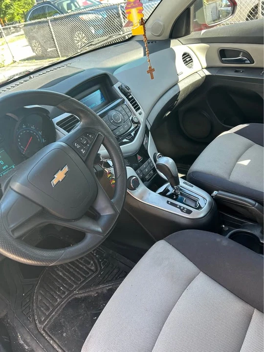 2015 Chevrolet Cruze - Image 4 of 5
