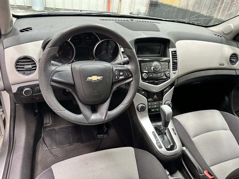 2015 Chevrolet Cruze - Image 8 of 21