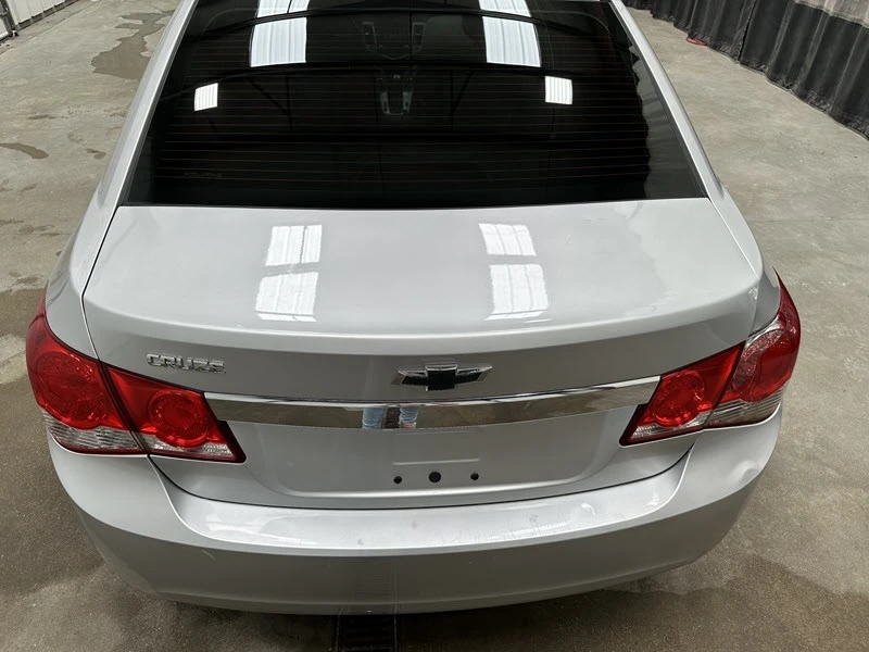 2015 Chevrolet Cruze - Image 13 of 21