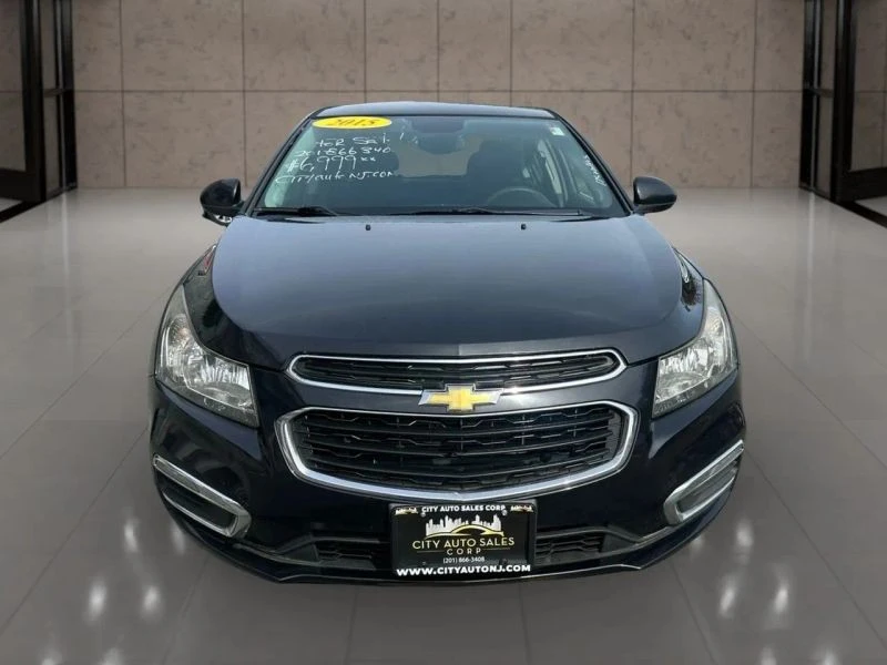 2015 Chevrolet Cruze - Image 2 of 12