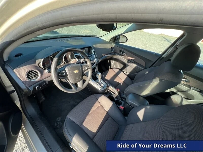 2015 Chevrolet Cruze - Image 16 of 19