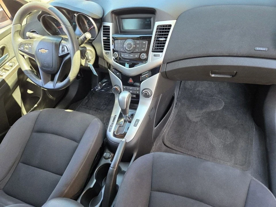 2015 Chevrolet Cruze - Image 12 of 18