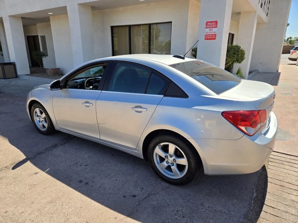 2015 Chevrolet Cruze - Image 2 of 20