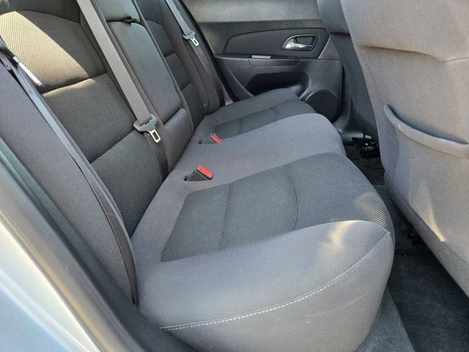 2015 Chevrolet Cruze - Image 10 of 18
