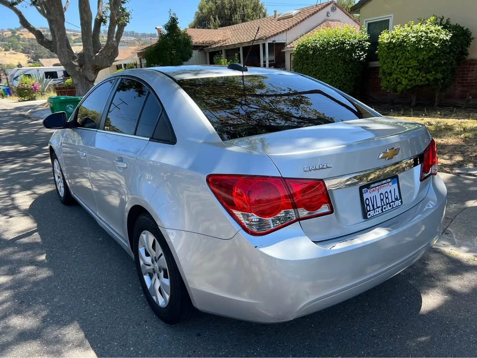 2015 Chevrolet Cruze - Image 2 of 5