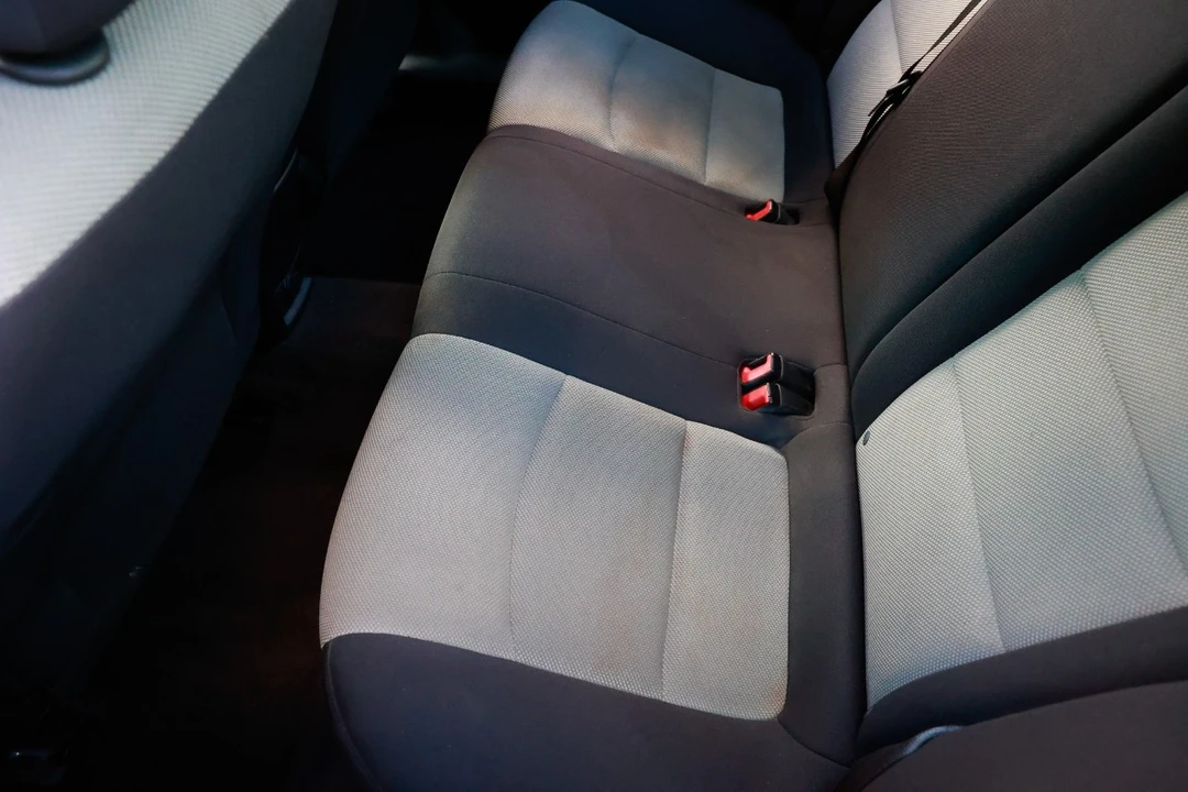 2015 Chevrolet Cruze - Image 10 of 12
