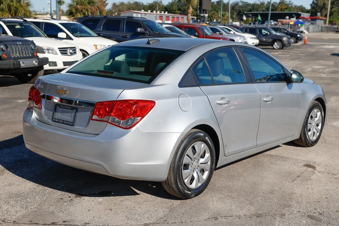 2015 Chevrolet Cruze - Image 11 of 12