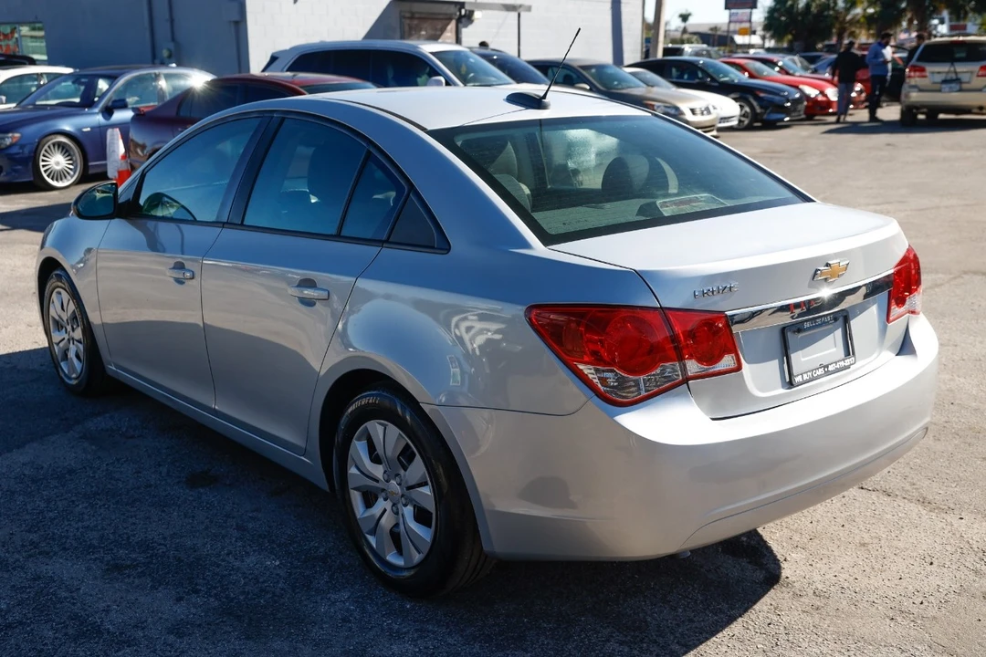 2015 Chevrolet Cruze - Image 5 of 12