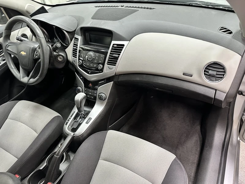 2015 Chevrolet Cruze - Image 19 of 21