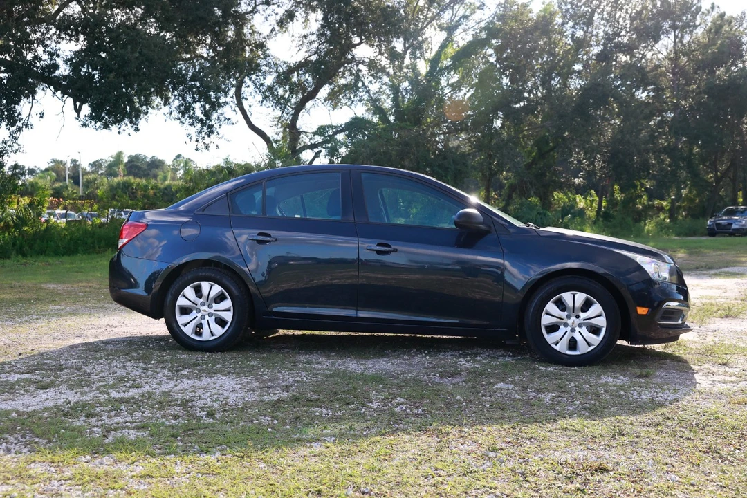 2015 Chevrolet Cruze - Image 13 of 21