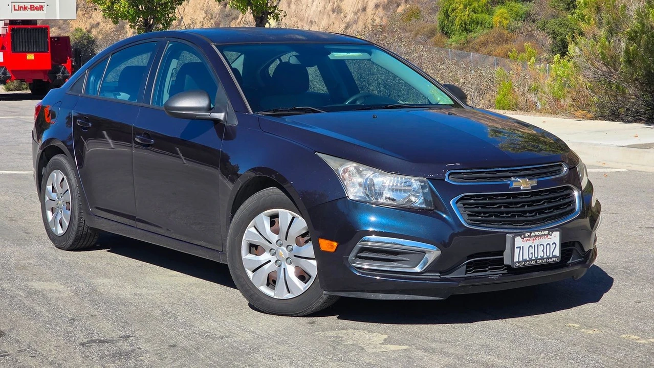 2015 Chevrolet Cruze - Image 4 of 21