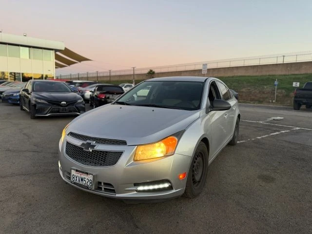 2015 Chevrolet Cruze - Image 2 of 16