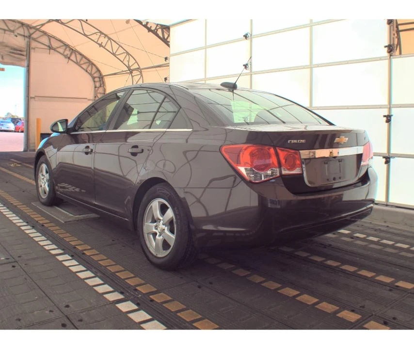 2015 Chevrolet Cruze - Image 2 of 12